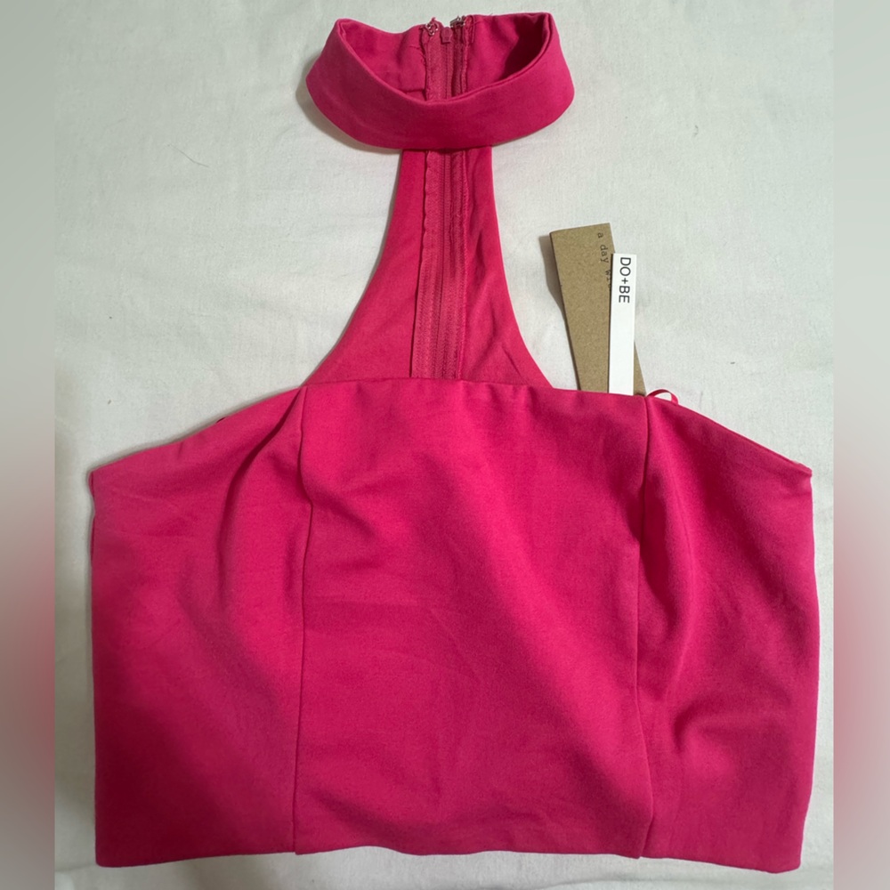 Pink Mock Neck Crop Top - Picture 2 of 4